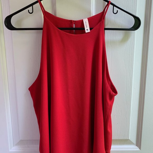 Tyche Red Top - Picture 1 of 2